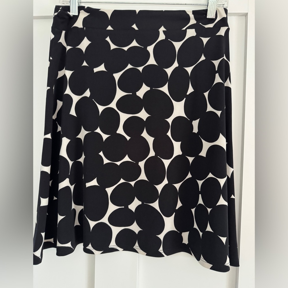 Leota Black and White A-Line stretch Mini Skirt
